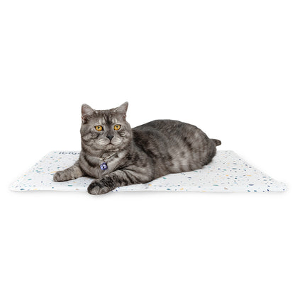 Ibiyaya Chill Pad Pet Cooling Mat - No Water or Power Required 50x65cm