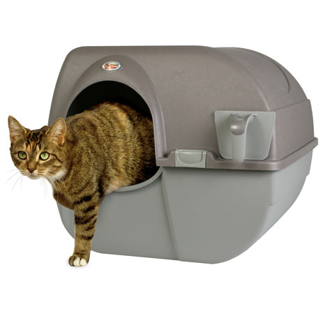 Omega Paw Roll n Clean Easy Clean and Covered Cat Litter Box